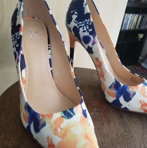 Vince camuto Summer floral heels - Picture 2 of 3